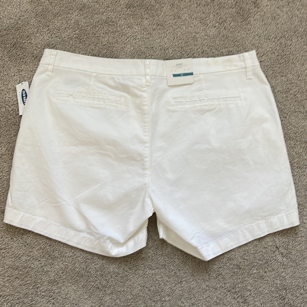 NWT Old Navy Shorts - Picture 4 of 4